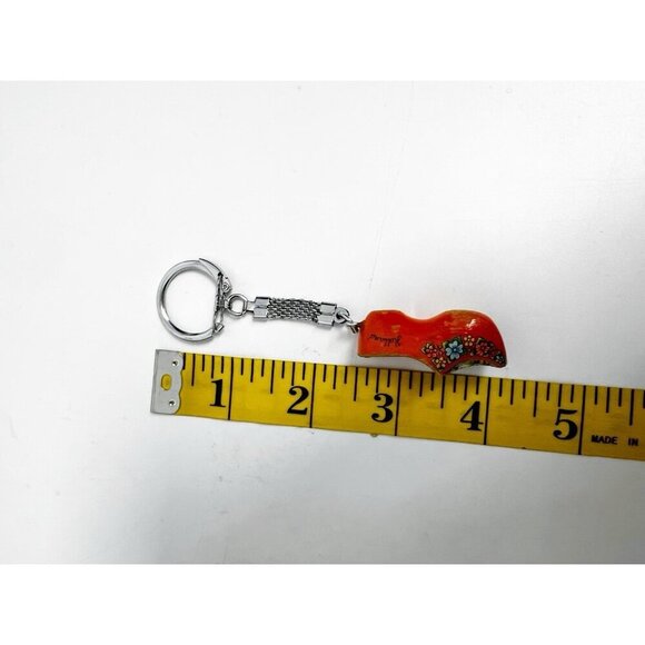 VINTAGE Holland Hand painted WOODEN CLOG  TRAVEL SOUVENIR KEY CHAIN KEYRING - Picture 5 of 7